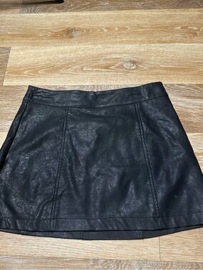 Forever 21 Black Faux Leather A-Line Mini Skirt